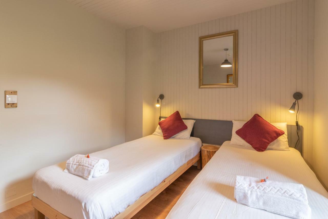 Bed and Breakfast Chalet Les Melezes Тинь Экстерьер фото